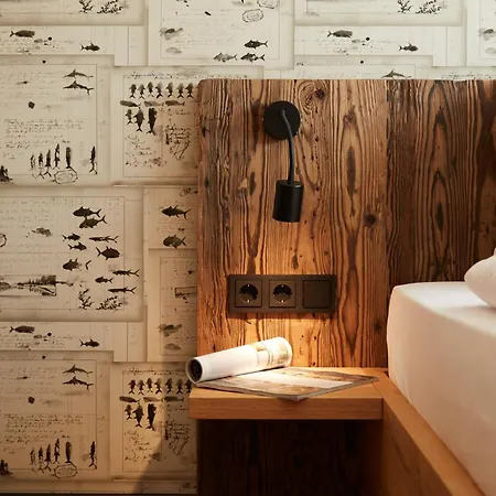 Binnendiek Haus 2 13 *